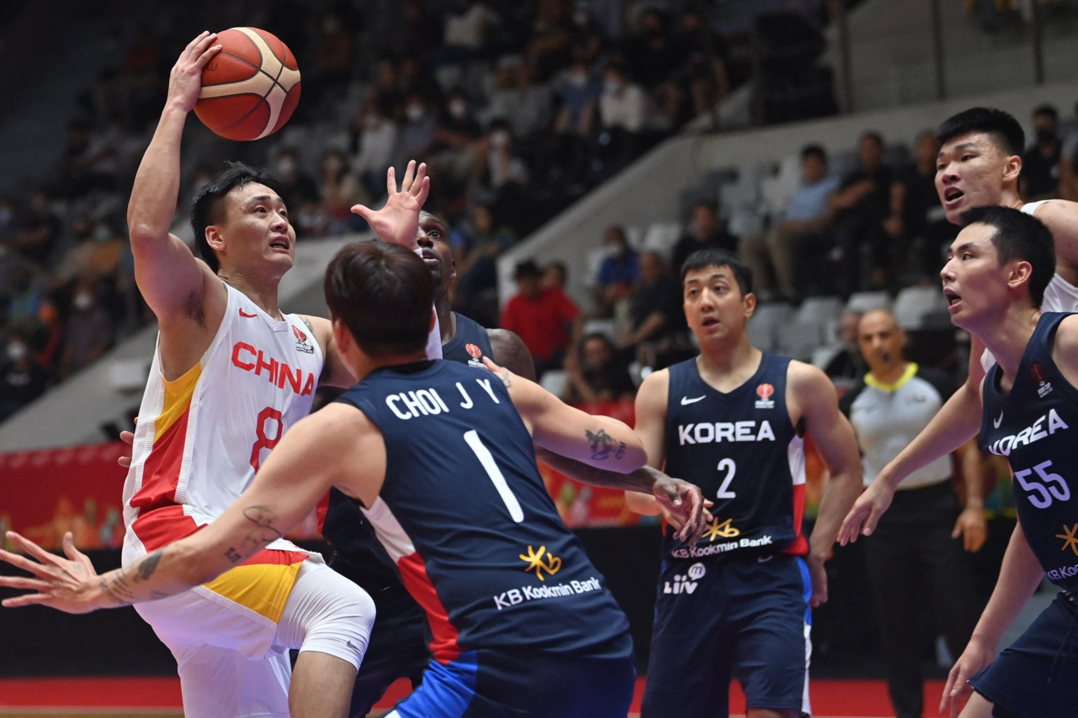 关于离谱！赛前广厦男篮外线爆发集结日布鲁克林篮网调整名单以备国王杯，马德里竞技防线松动备战西甲的信息