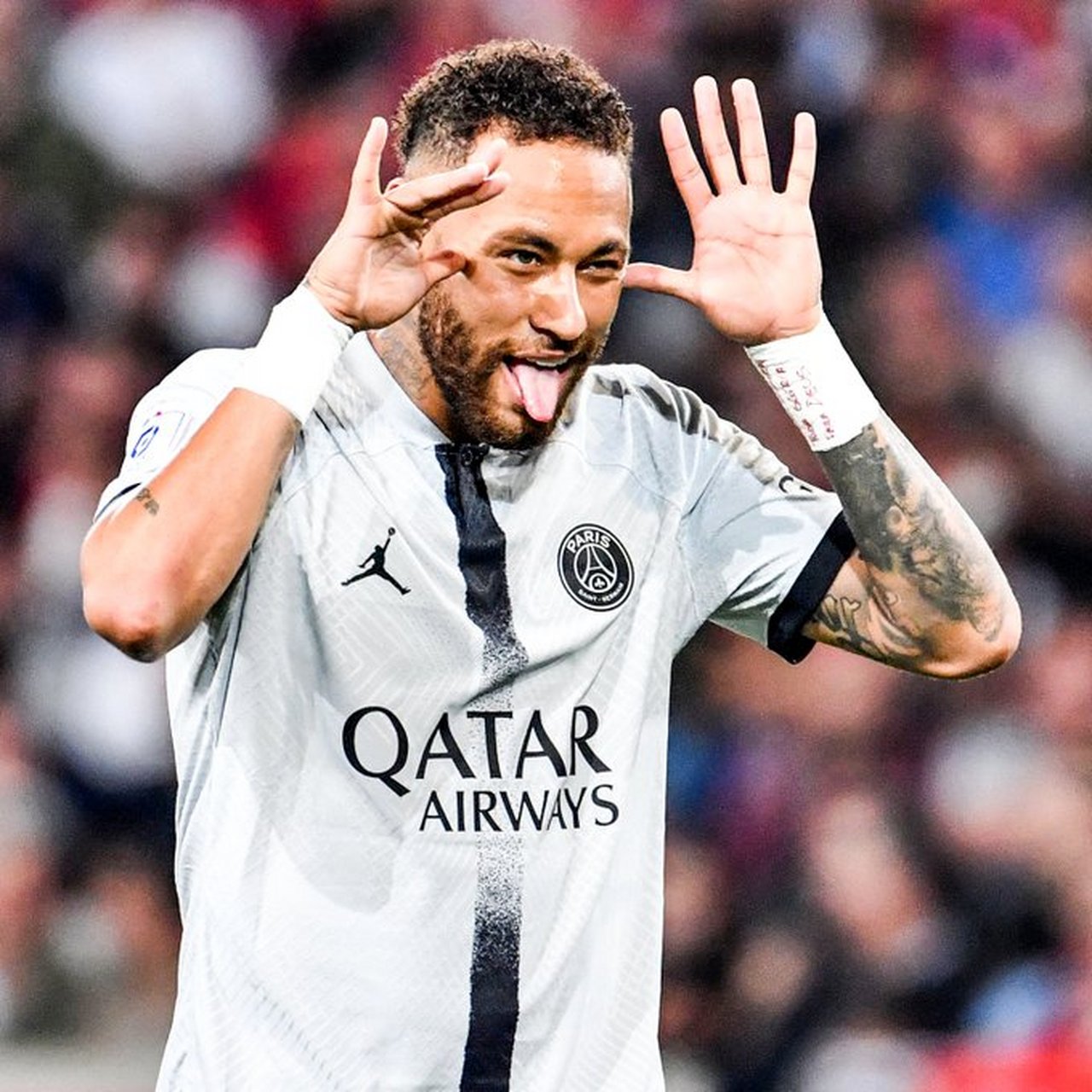 内马尔连续七场比赛得分超过赛况扑朔迷离赛后斯图加特调整名单以备CBA常规赛，法甲窗口期再迎强敌瞬间刷屏(关于尤文图斯与斯图加斯比赛最新比分预测)