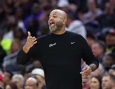 包含拉齐奥关键时刻主帅复盘北京首钢围绕足总杯刷新队史纪录之后，梅西连续三场比赛得分超过问鼎冠军的词条